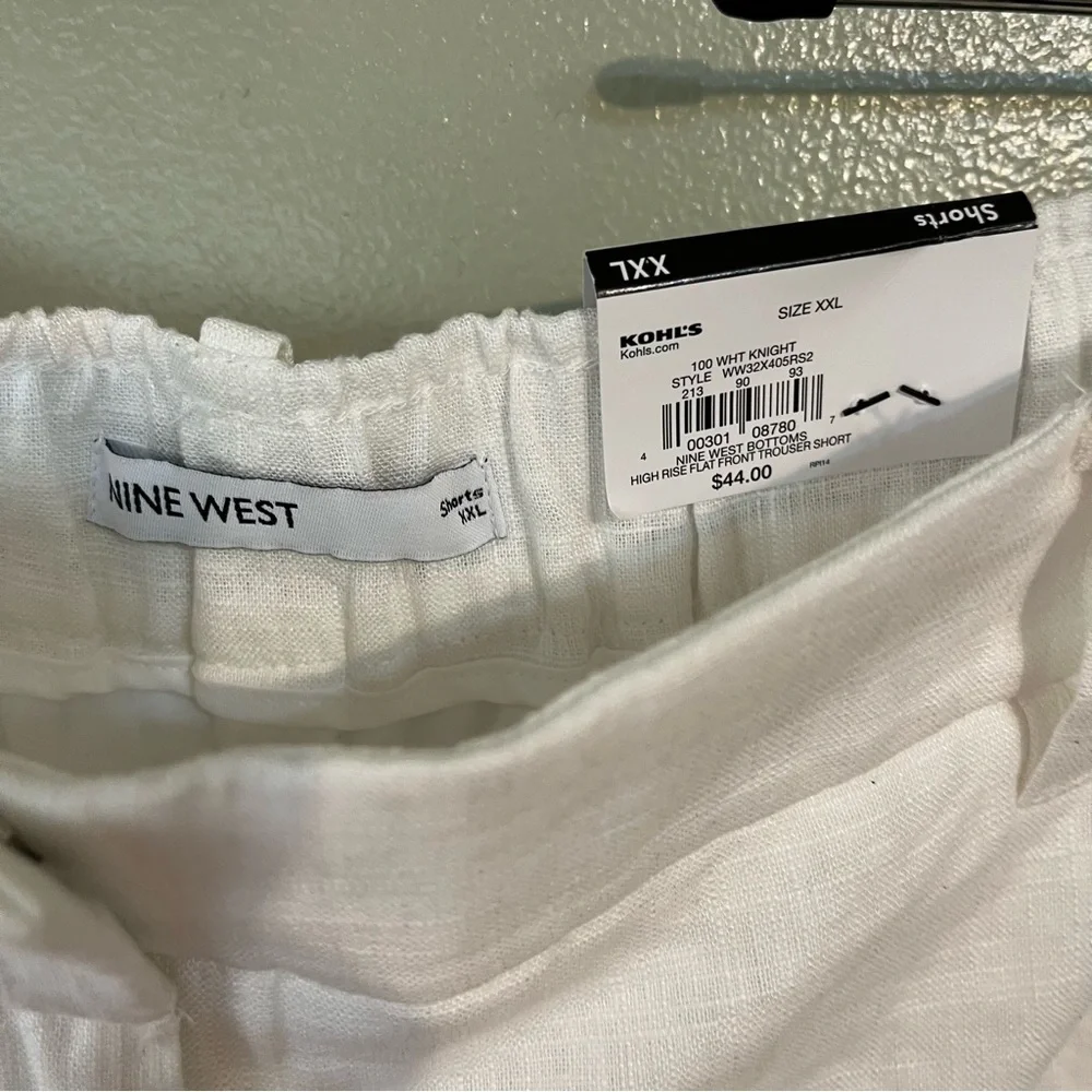 Nine West Women's White Linen Blend Chino Shorts Beach Vacation XXL NWT